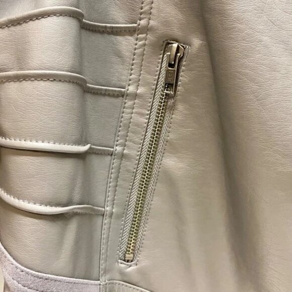 Torrid Faux Leather Moto Jacket Women's 3/3X Graphite Gray Full Zip EUC - Picture 6 of 16